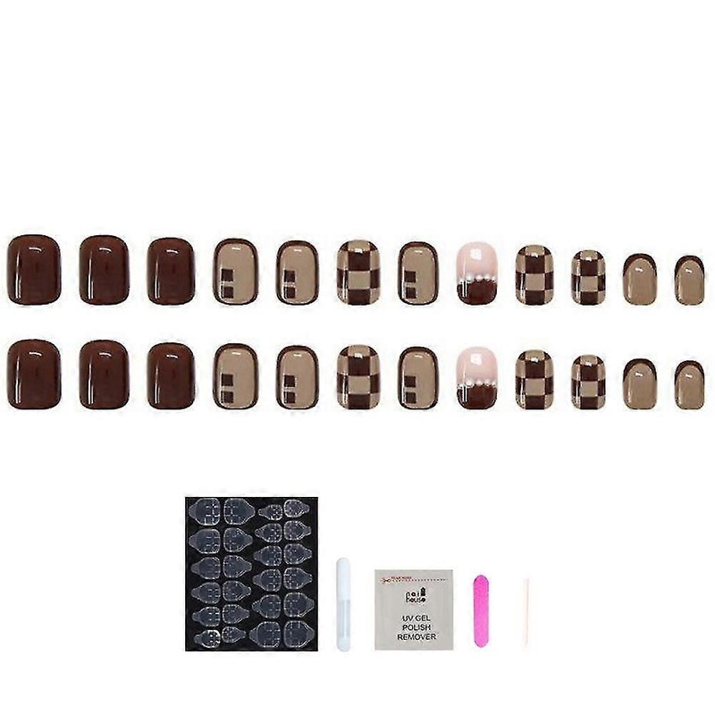 Wearing A Brown Checkerboard Makes Fake Nails Look White In Autumn And Winter.